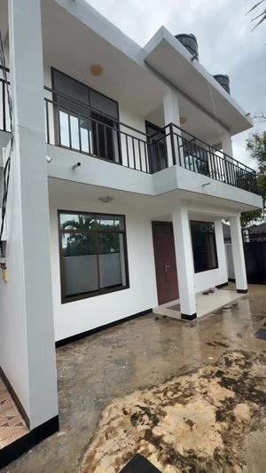 Apartment ya vyumba viwili inapangishwa Mbezi Beach Makonde, Dar Es Salaam Apartment ya vyumba viwili inapangishwa Mbezi Beach Makonde, Dar Es Salaam