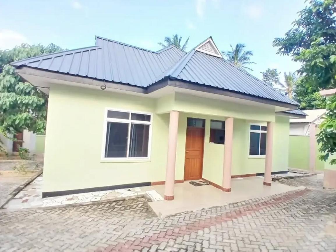  media -1