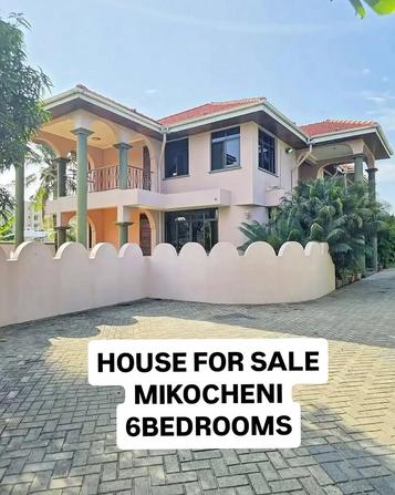 6 Bedrooms House for Sale in Mikocheni, Dar Es Salaam (2200 sqm)
