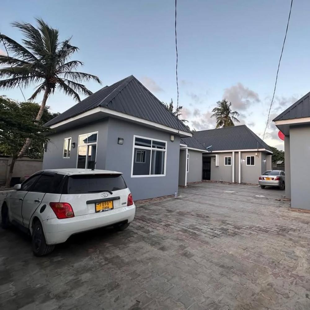 media -2 media -2