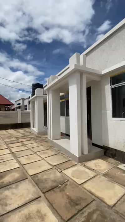 Nyumba ya vyumba viwili inapangishwa Mlimwa C, Dodoma