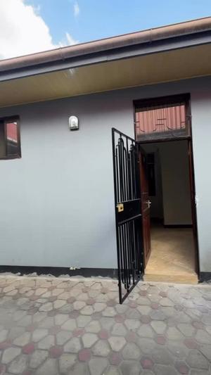 Apartment ya chumba kimoja inapangishwa Makumbusho, Dar Es Salaam Apartment ya chumba kimoja inapangishwa Makumbusho, Dar Es Salaam