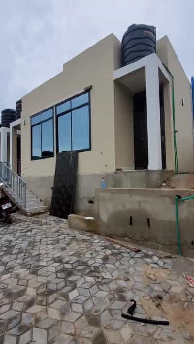 Apartment ya chumba kimoja inapangishwa Segerea, Viwanja vya Benki, Dar Es Salaam