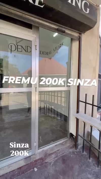 Duka linapangishwa Sinza, Dar Es Salaam