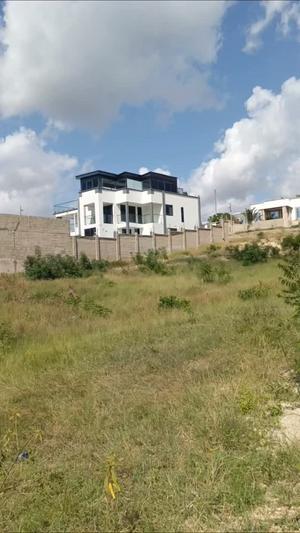 Kiwanja kinauzwa Sala Sala, Dar Es Salaam sqm 700 Kiwanja kinauzwa Sala Sala, Dar Es Salaam sqm 700