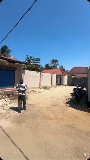 Nyumba inauzwa Ungindoni, Dar Es Salaam (600 sqm) Nyumba inauzwa Ungindoni, Dar Es Salaam (600 sqm)