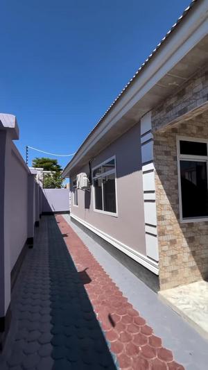 Nyumba ya vyumba vitatu inapangishwa Mlimwa C, Dodoma