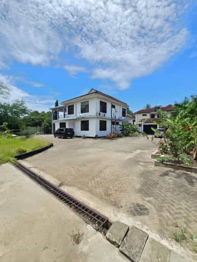 Nyumba inauzwa Mikocheni, Dar Es Salaam