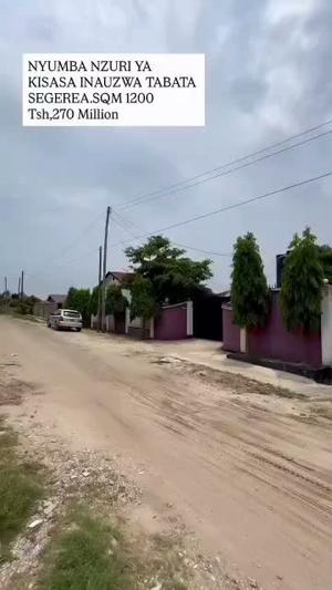 Nyumba ya vyumba vitatu inauzwa Tabata Segerea Mwisho, Dar Es Salaam (1200 sqm) Nyumba ya vyumba vitatu inauzwa Tabata Segerea Mwisho, Dar Es Salaam (1200 sqm)