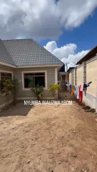 4 Bedrooms House for Sale in Mbezi Magufuli, Dar Es Salaam (500 sqm)