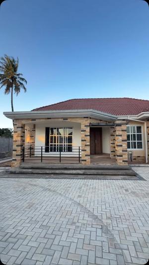 3 Bedrooms House for Rent in Tegeta Azania, Dar Es Salaam