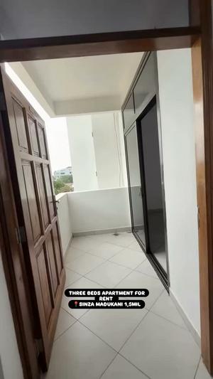 Nyumba/Apartment ya vyumba vitatu inapangishwa Sinza Madukani, Dar Es Salaam Nyumba/Apartment ya vyumba vitatu inapangishwa Sinza Madukani, Dar Es Salaam