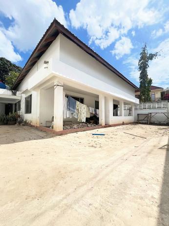 Nyumba ya vyumba vitatu inauzwa Mikocheni, Dar Es Salaam (288 sqm) Nyumba ya vyumba vitatu inauzwa Mikocheni, Dar Es Salaam (288 sqm)