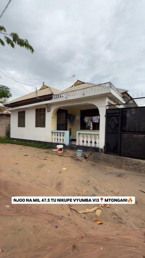 Nyumba ya vyumba vitatu inauzwa Mtongani, Pwani (350 sqm)