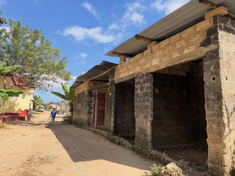 3 Bedrooms House for Sale in Fuoni Mambosasa, Zanzibar - Unguja South (4200 sqm) 3 Bedrooms House for Sale in Fuoni Mambosasa, Zanzibar - Unguja South (4200 sqm)