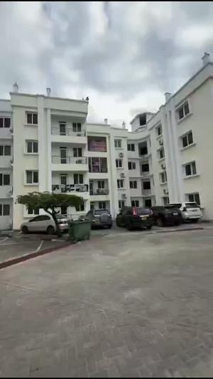 Apartment ya vyumba vitatu inauzwa Mbezi Beach, Dar Es Salaam Apartment ya vyumba vitatu inauzwa Mbezi Beach, Dar Es Salaam