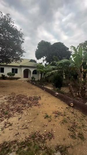 Nyumba ya vyumba vitatu inauzwa Bunju Shule, Dar Es Salaam (700 sqm)