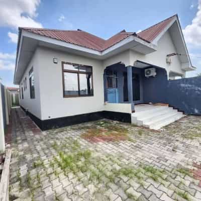 Nyumba ya vyumba vitatu inapangishwa Kitunda Mwanagati, Dar Es Salaam