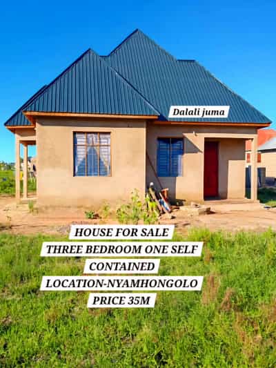 Nyumba ya vyumba vitatu inauzwa NYAMHONGOLO, Mwanza Nyumba ya vyumba vitatu inauzwa NYAMHONGOLO, Mwanza
