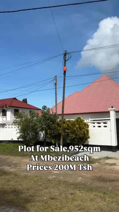 Residential Plot for Sale in Mbezi Beach Chini, Dar Es Salaam (952 sqm)