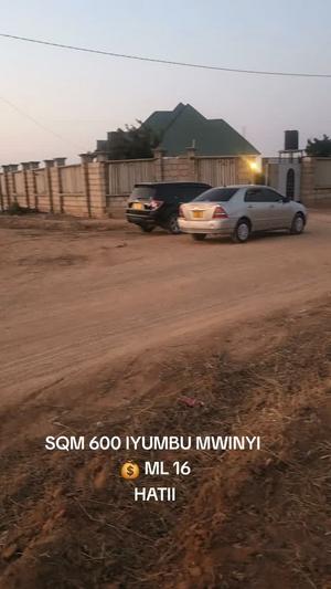 Kiwanja kinauzwa Iyumbu Mwinyi, Dodoma sqm 600 Kiwanja kinauzwa Iyumbu Mwinyi, Dodoma sqm 600
