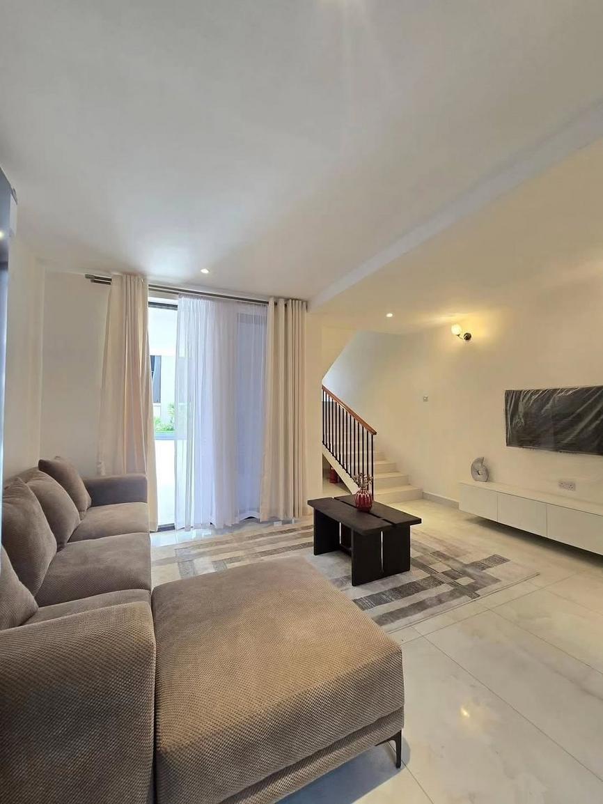 media -5 media -5