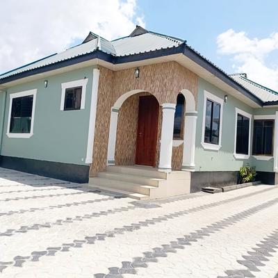 Nyumba ya vyumba vitatu inapangishwa Tabata Segerea Viwanja Vya Benk, Dar Es Salaam