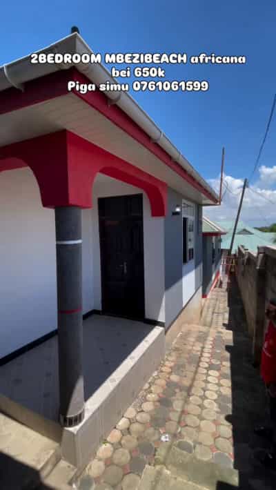 Nyumba ya vyumba viwili inauzwa Mbezi Beach, Dar Es Salaam Nyumba ya vyumba viwili inauzwa Mbezi Beach, Dar Es Salaam