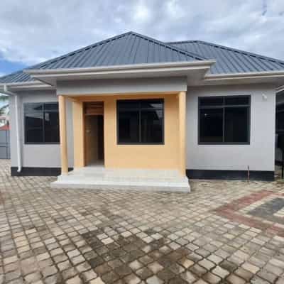 2 Bedrooms Apartment for Rent in Kitunda Minazini, Dar Es Salaam