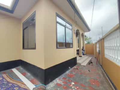 3 Bedrooms House for Sale in Kinyerezi, Dar Es Salaam (400 sqm)