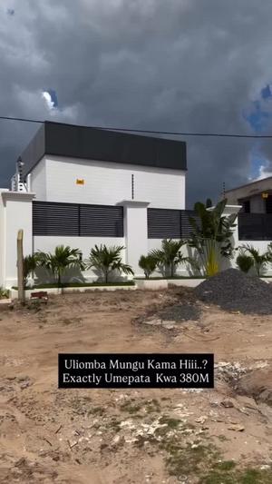 Nyumba ya vyumba vitatu inauzwa Madale Flamingo Magorofani, Dar Es Salaam (500 sqm)