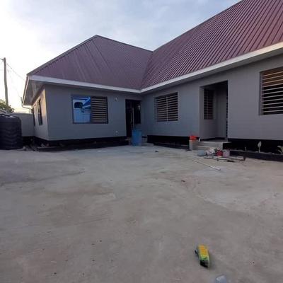 Apartment ya vyumba vitatu inapangishwa Kinyerezi Kwamakofia, Dar Es Salaam Apartment ya vyumba vitatu inapangishwa Kinyerezi Kwamakofia, Dar Es Salaam