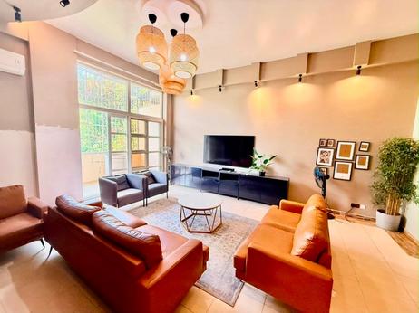 Apartment (Furnished) ya vyumba vinne inapangishwa Upanga, Dar Es Salaam
