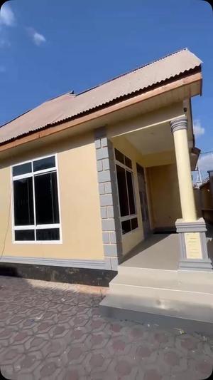 Nyumba ya vyumba vitatu inapangishwa Nkuhungu, Dodoma Nyumba ya vyumba vitatu inapangishwa Nkuhungu, Dodoma
