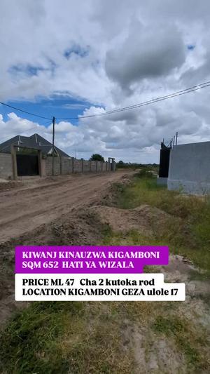 Kiwanja kinauzwa Kigamboni Geza Block 17, Dar Es Salaam sqm 652 Kiwanja kinauzwa Kigamboni Geza Block 17, Dar Es Salaam sqm 652