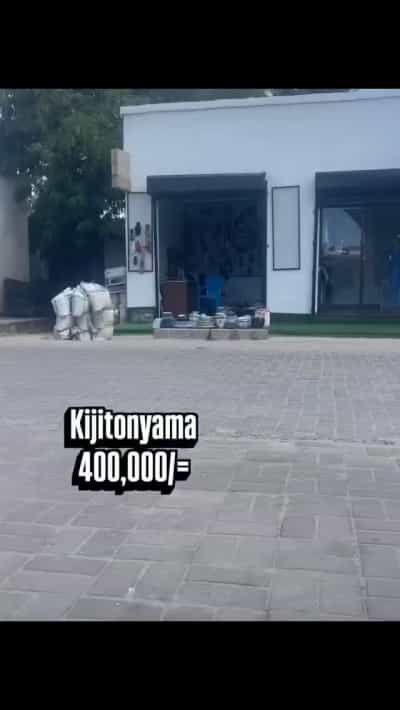 Duka linapangishwa Kijitonyama, Dar Es Salaam