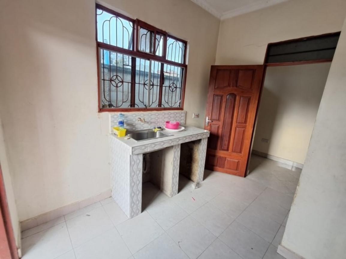 media -8 media -8
