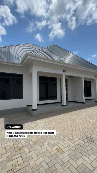 2 Bedrooms Apartment for Rent in Madale Mikoroshini, Dar Es Salaam