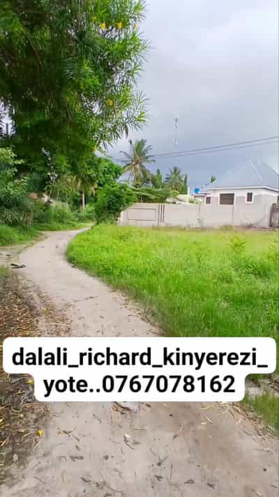 Kiwanja kinauzwa Tabata Mongo la Ndege, Dar Es Salaam (500 sqm)