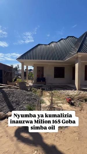 Nyumba ya vyumba vitatu inauzwa Goba Center, Dar Es Salaam (600 sqm)