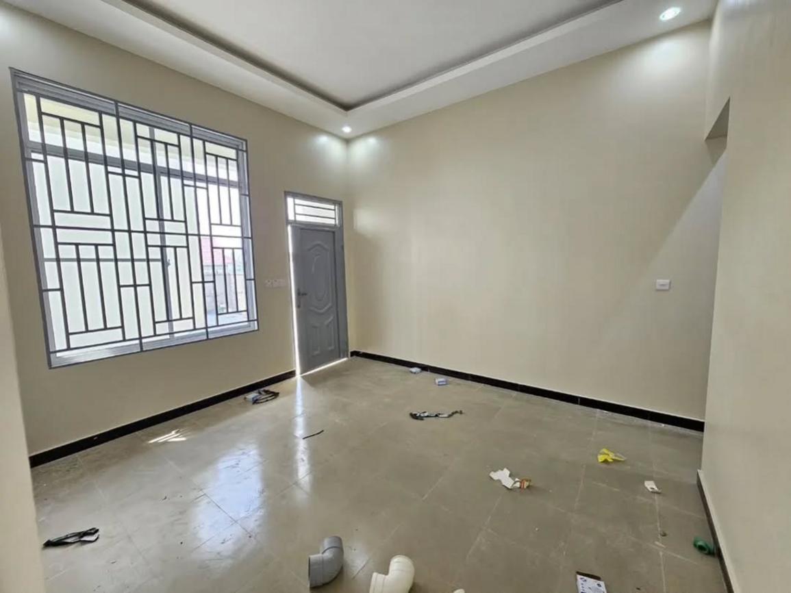 media -4 media -4