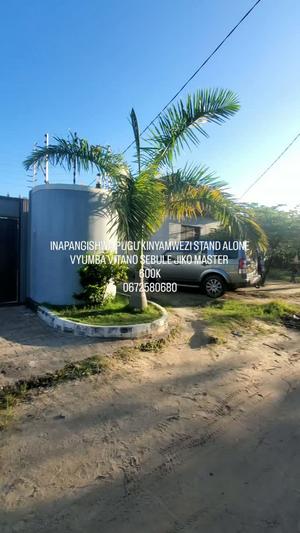 Nyumba ya vyumba vitano inapangishwa Pugu Kinyamwezi, Dar Es Salaam Nyumba ya vyumba vitano inapangishwa Pugu Kinyamwezi, Dar Es Salaam