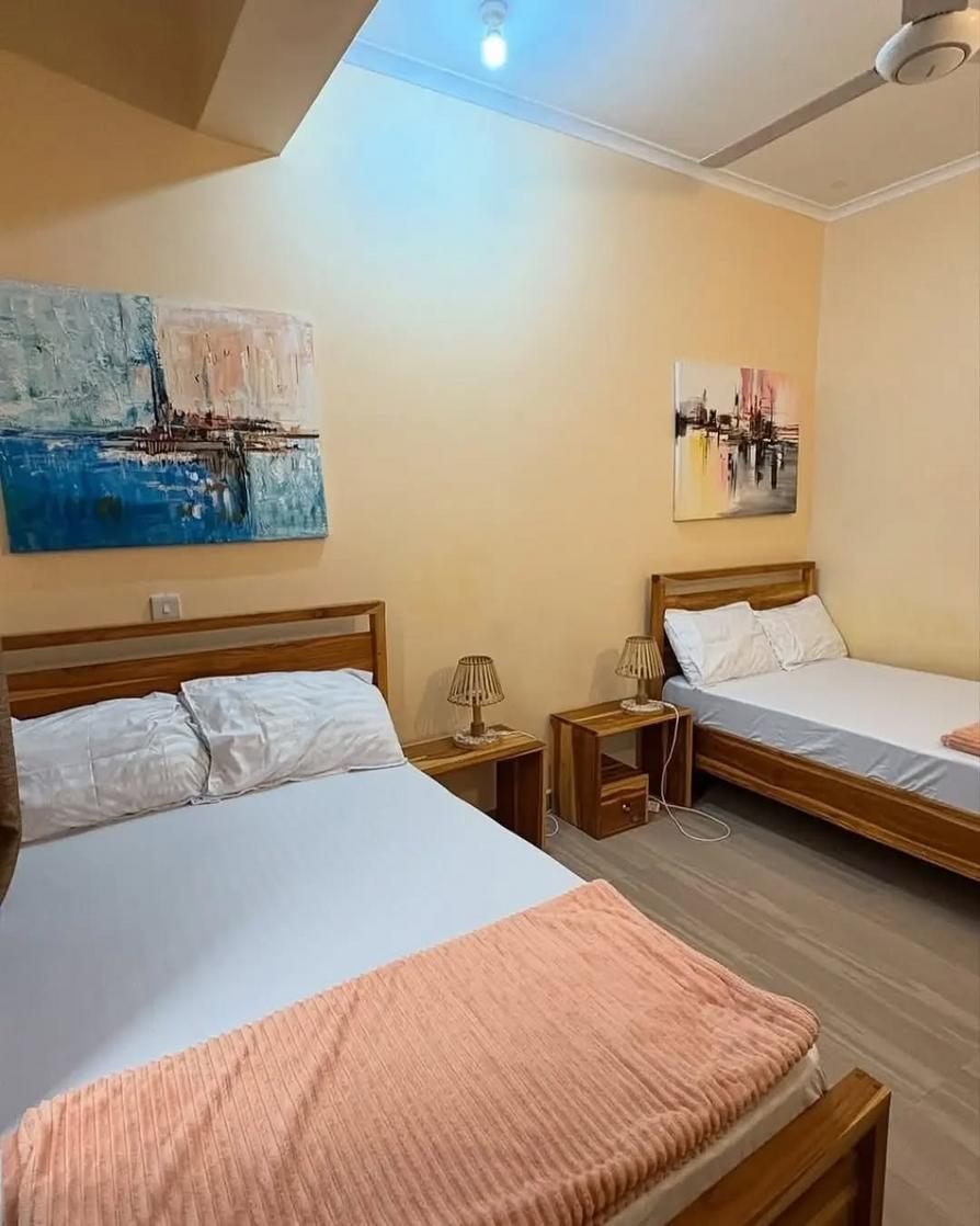 media -3 media -3