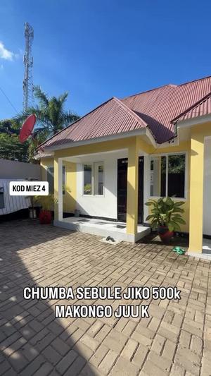 Nyumba ya chumba kimoja inapangishwa Makongo Juu, Dar Es Salaam Nyumba ya chumba kimoja inapangishwa Makongo Juu, Dar Es Salaam