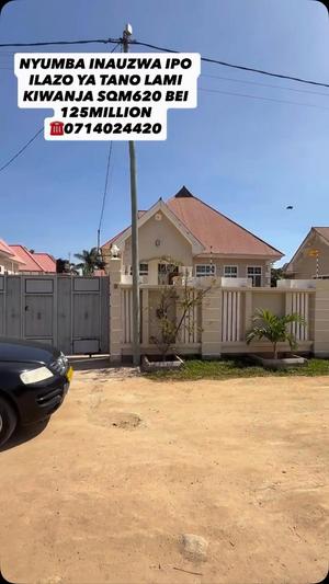 Nyumba ya vyumba vinne inauzwa Ilazo, Dodoma (620 sqm) Nyumba ya vyumba vinne inauzwa Ilazo, Dodoma (620 sqm)