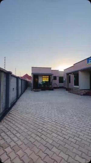 Nyumba ya vyumba viwili inapangishwa Ilazo, Dodoma Nyumba ya vyumba viwili inapangishwa Ilazo, Dodoma