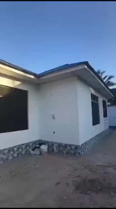 3 Bedrooms House for Rent in Buyuni, Dar Es Salaam