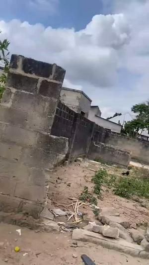 Nyumba ya vyumba vitatu inauzwa Kitunda Magore, Dar Es Salaam (700 sqm) Nyumba ya vyumba vitatu inauzwa Kitunda Magore, Dar Es Salaam (700 sqm)