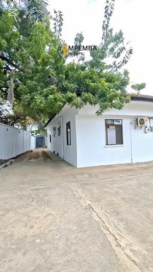 4 Bedrooms House for Rent in Masaki, Dar Es Salaam 4 Bedrooms House for Rent in Masaki, Dar Es Salaam