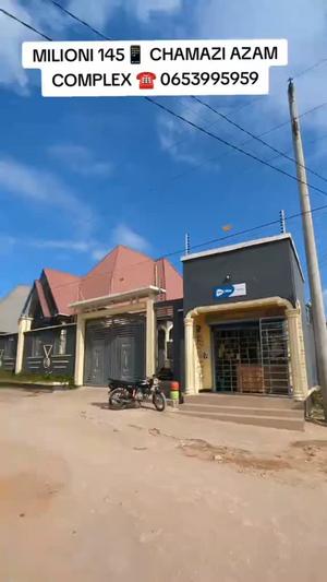 Nyumba ya vyumba vinne inauzwa Chamaz Complex, Dar Es Salaam (600 sqm)